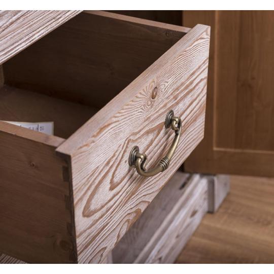 klasicka kupelnova skrina nabytok masivne drevo biely svetly mediteransky provansalsky country rustikalny kupelna umyvadlovy pult kvalitny sedliacky elegantny lameridiana interier na mieru nabytky strieborne kohutik.jpg